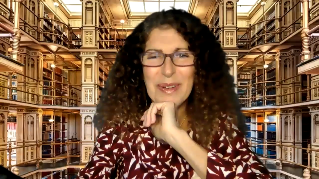 Nicoletta Pireddu speaking at the 